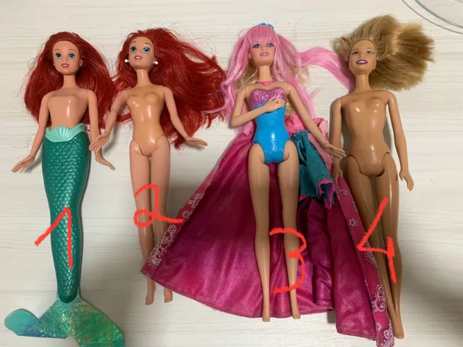 Lote 3: 4 boneca barbie sucata
