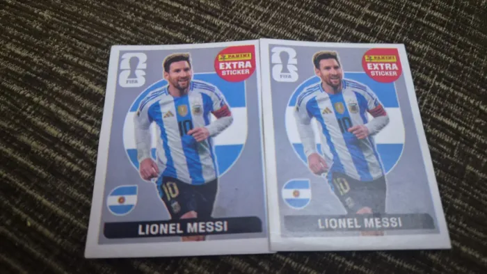 Figurinha legend prata do MESSI