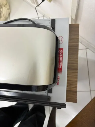 Plastificadora Fellowes Saturn A4 Até 125 Micras