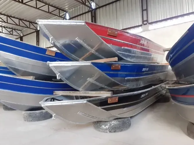 semi chata 6 metros borda alta entregamos em 24 horas no Rio de Janeiro barco de aluminio