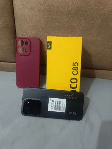 Poco C85 256 gigas com 08 de RAM muito novo acompanha caixa, carregador e nota fiscal.