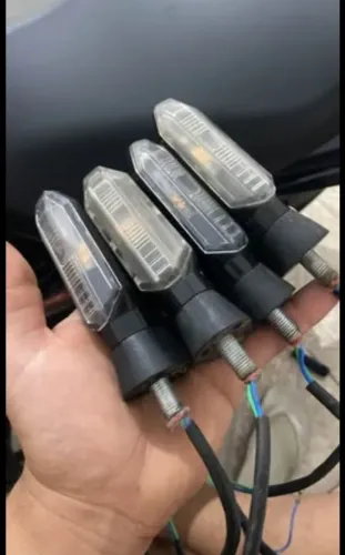 ? SETAS DE LED VALPLAS USADAS ?