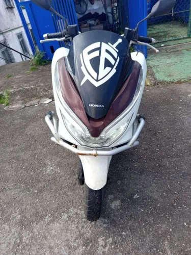 PCX DLX AUTOMÁTICA