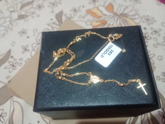 Vendo essas duas peças ( cordão e pulseira ) Magold ( Novos na etiqueta )