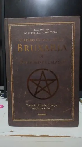 VENDO LIVRO-MANUAL WICCA 