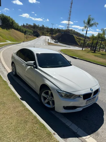 BMW 320I A 2.0 Turbo/activeflex 16V 184cv 4P 2015