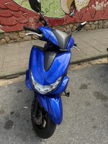 Yamaha fluo 125