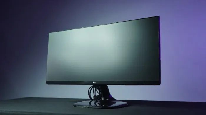 Monitor LG UltraWide 25UM58-P 25" IPS Full HD 21:9 (SEMINOVO) por R$699,00