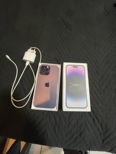 Vendo iPhone 14 Pro Max sem detalhes, impecável
