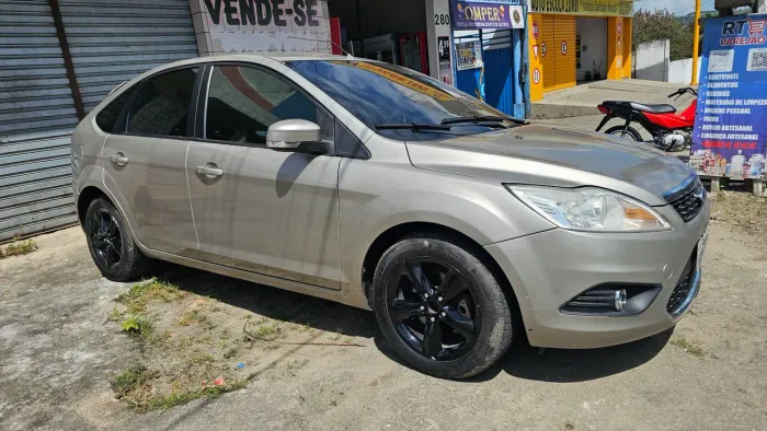 Ford Focus 2.0 16v/ 2.0 16V Flex 5P 2011