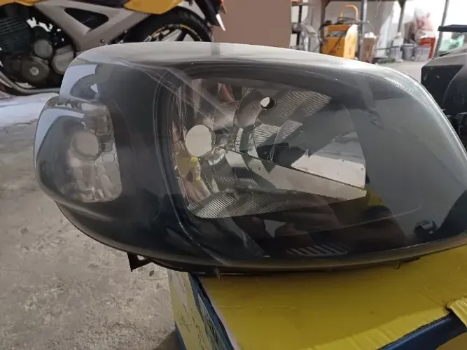 Par de farol uno fiorino