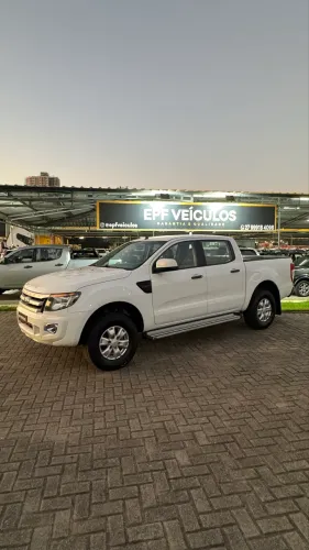 Ford Ranger XLS 2.5 16V 4X2 CD Flex 2013