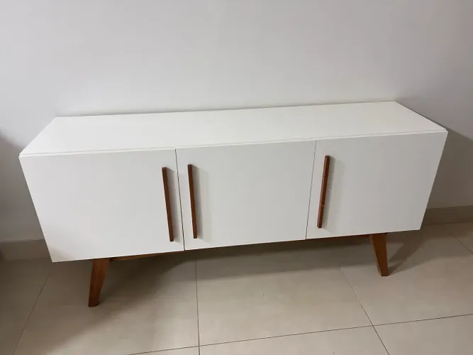 Mesa de centro e aparador