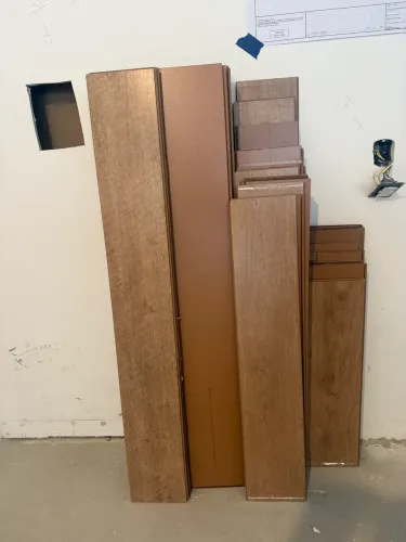 Regias de piso laminado amadeirado semi-novos