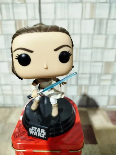 Funko pop star wars Rey - the last jed