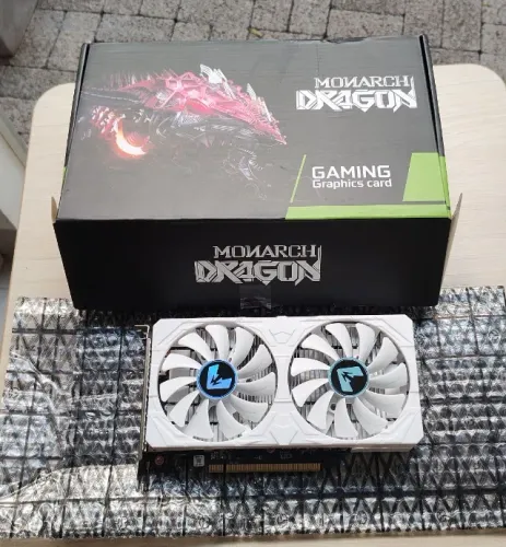 Placa de Vídeo Soyo AMD Radeon RX 6500 XT 4GB GDDR6 praticamente nova