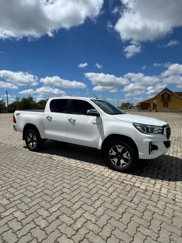 Toyota Hilux CD SRX 4X4 2.8 TDI 16V Diesel Aut. 2019