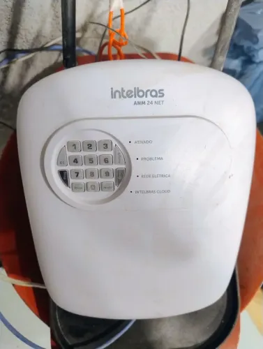 Central alarme Intelbras 