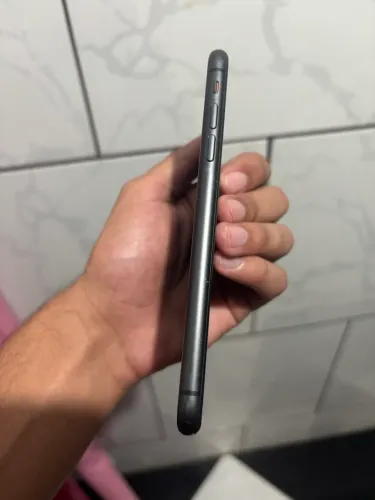 iPhone 11 - 64GB