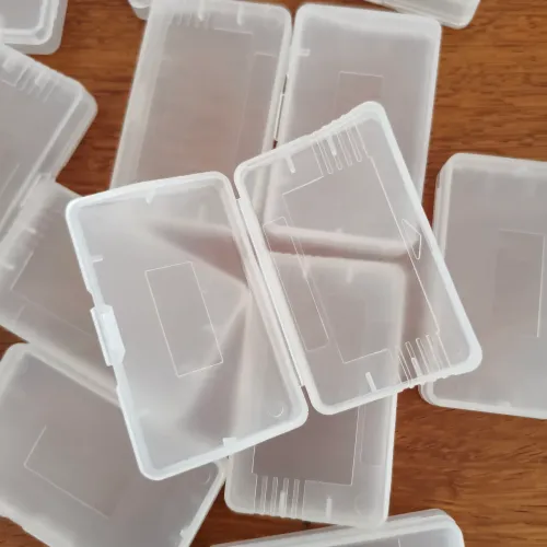 36 cases para cartuchos de GameBoy Advance