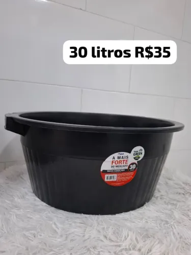 Bacias e baldes leiam a descrição 