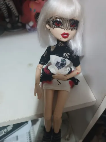 Boneca bratzillaz jade monster high 