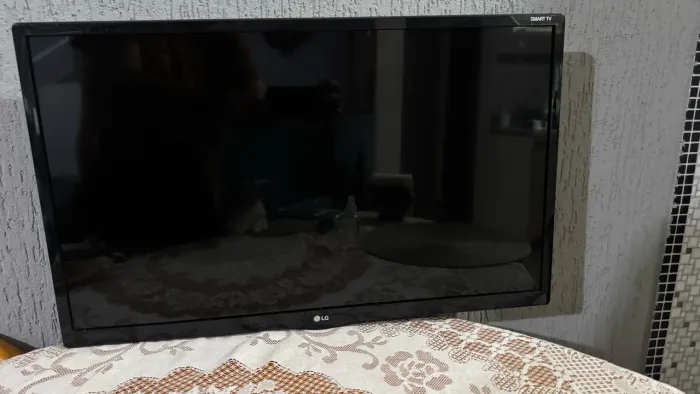 Tv Smart 28 polegadas - com defeito