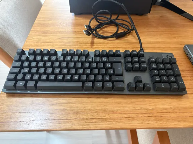 Teclado Logitech G413 Carbon