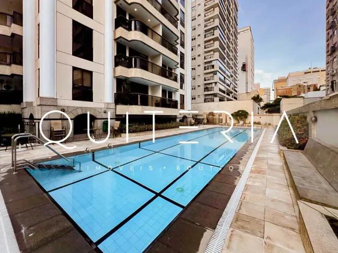 Flat à venda em Ipanema, com 2 quartos, 1 vaga e piscina