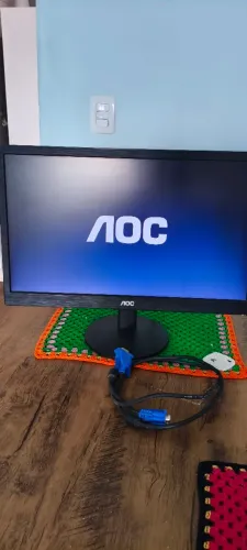 Monitor AOC 18.5" - ótimo estado