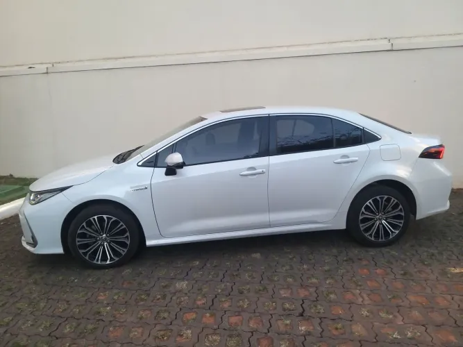 Toyota Corolla Altis Prem. Hybrid 1.8 Flex AUT 2023