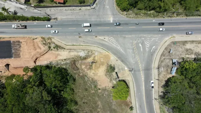 LOTE COMERCIAL BEIRA DE PISTA EM GUAXUMA IDEAL PARA GALERIA, POSTO DE GASOLINA, COMÉRCIO