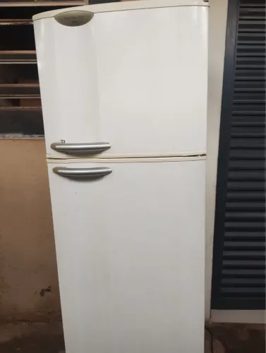 Geladeira usada 