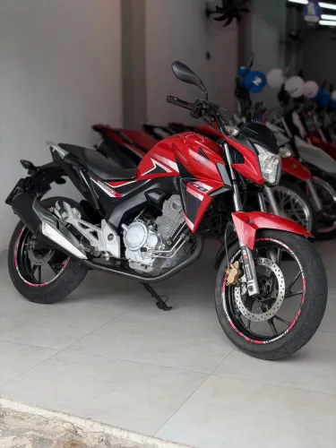 HONDA CB 250 TWISTER 2018