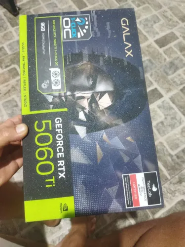 Rtx 5060 ti de 8 GB troco na 5070 ou na 4070 super volta a diferença no pix