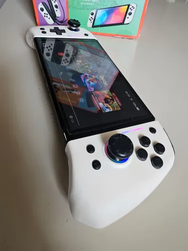 Nintendo Switch Oled desbloqueado.