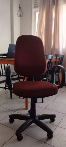 Cadeira executiva Potflex