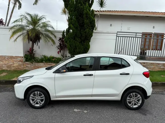 Fiat Argo 1.0 6V Flex. 2024