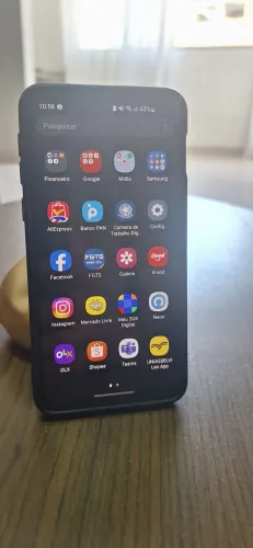 Samsung s10e
