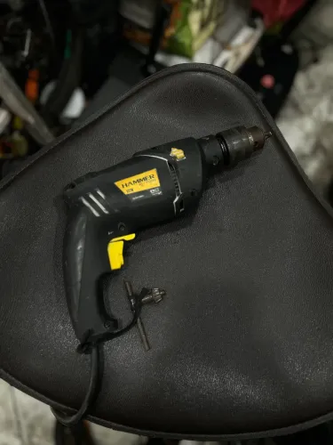 VENDE-SE FURADEIRA