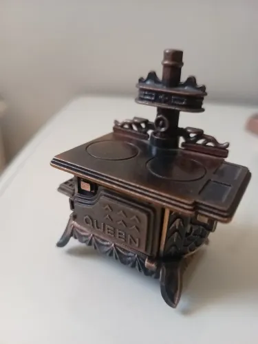 Fogão a lenha antigo miniatura de ferro apontador antigo