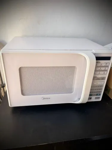 EXCELENTE MICROONDAS MIDEA 1550W/850W 31L - MTCS41