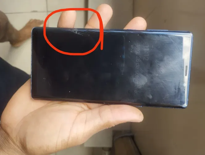 Samsung Galaxy note9,128gb, Android 10 e biometria trincado na ponta por 200 reais.