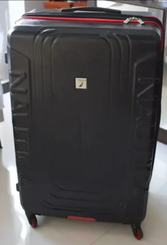 Mala de Viagem Grande Rígida Nautica Seminova