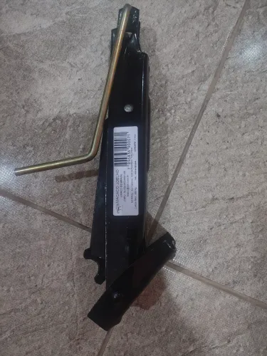 Vendo macaco para carro