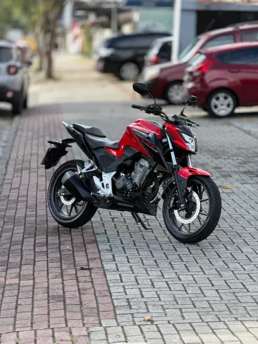 HONDA CB 300F TWISTER 2023 CBS - baixo km