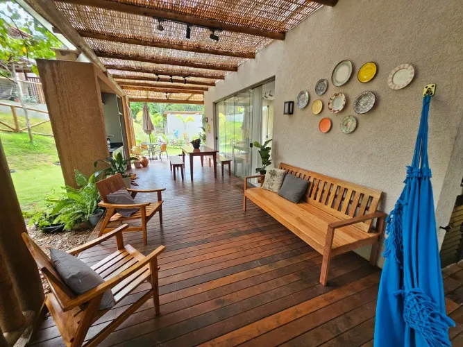 CASA PRAIA DO FORTE PORTEIRA FECHADA