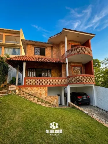 Casa à Venda em Jacarecica, Maceió | Vista Mar | Piscina com Hidromassagem | 4 Quartos