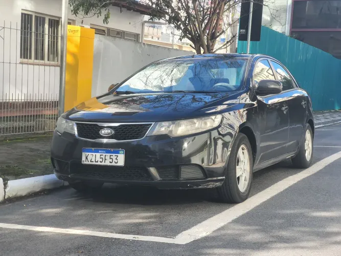 Kia Motors Cerato 1.6 16V Mec. 2011