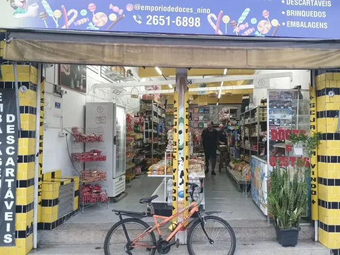 Bomboniere Tradicional em bairro nobre da Zona Leste de SP. Ref: 1815